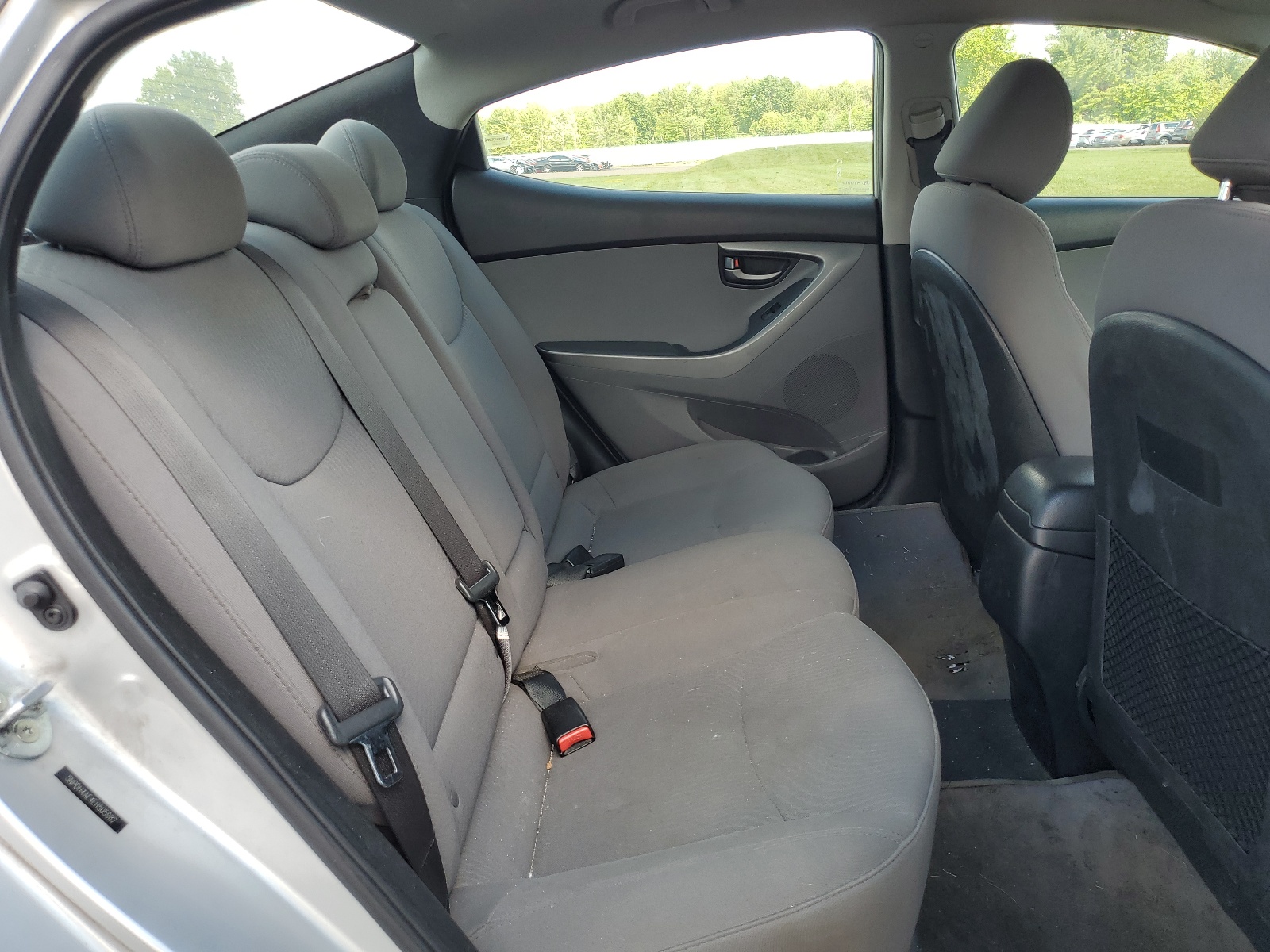 5NPDH4AE4EH505982 2014 Hyundai Elantra Se