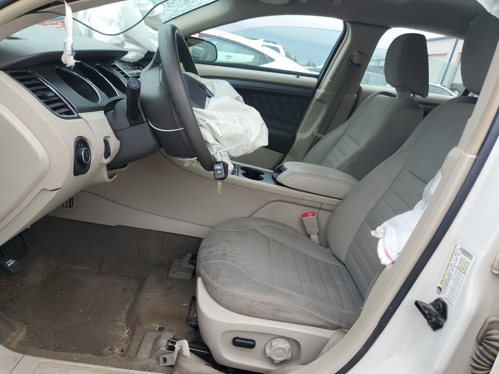 1FAHP2DW7BG115834 2011 Ford Taurus Se