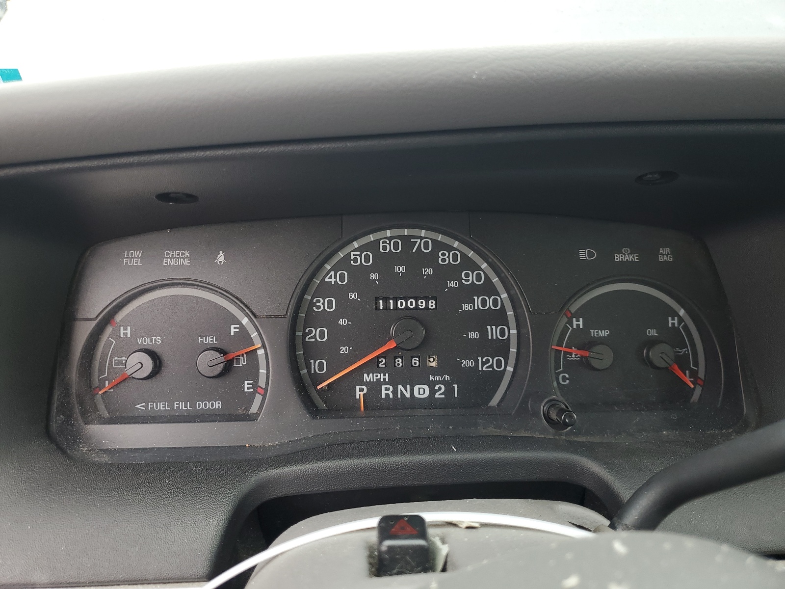 2FAFP74W7XX183654 1999 Ford Crown Victoria Lx