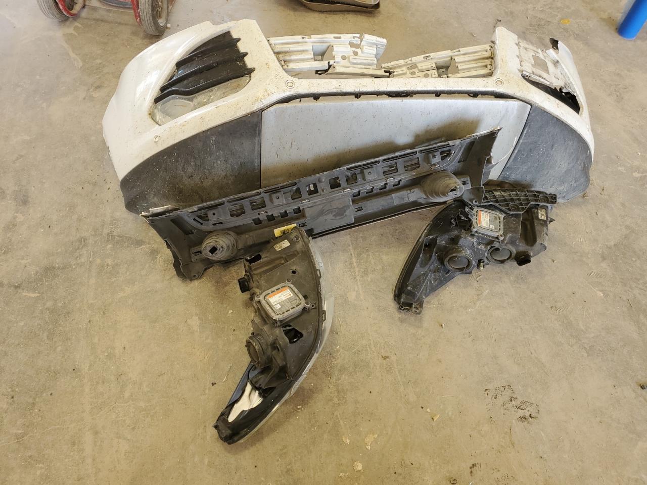 2014 Ford Escape Titanium VIN: 1FMCU0J98EUB28769 Lot: 62028674