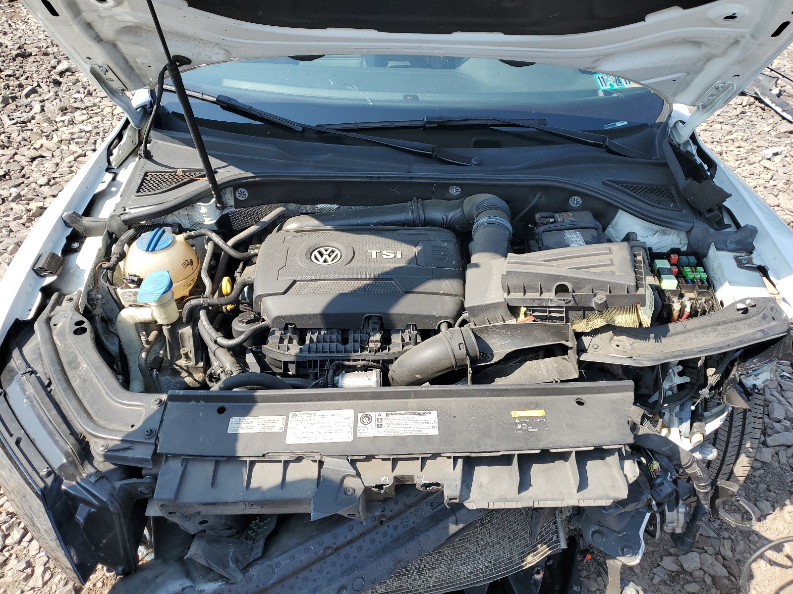 1VWBT7A36HC007124 2017 Volkswagen Passat Se