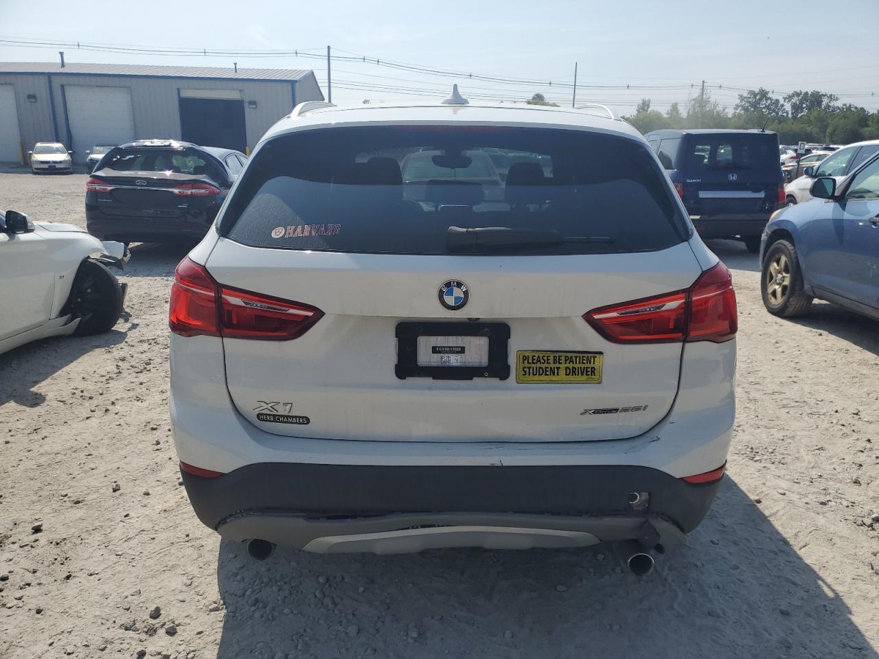 2018 BMW X1 xDrive28I VIN: WBXHT3C31J3H31639 Lot: 63864134