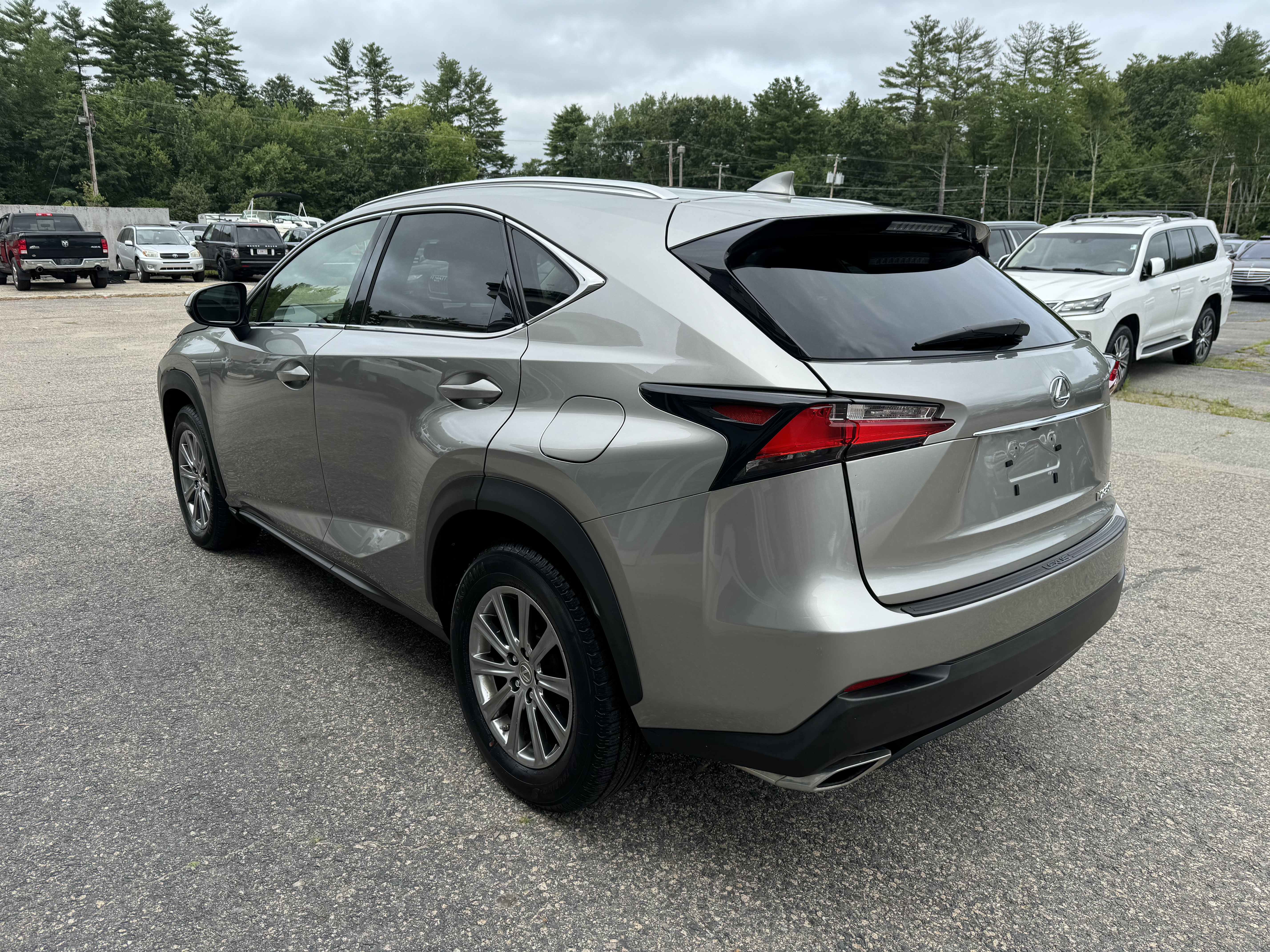 2017 Lexus Nx 200T/Base/F Sport vin: JTJBARBZ0H2145591