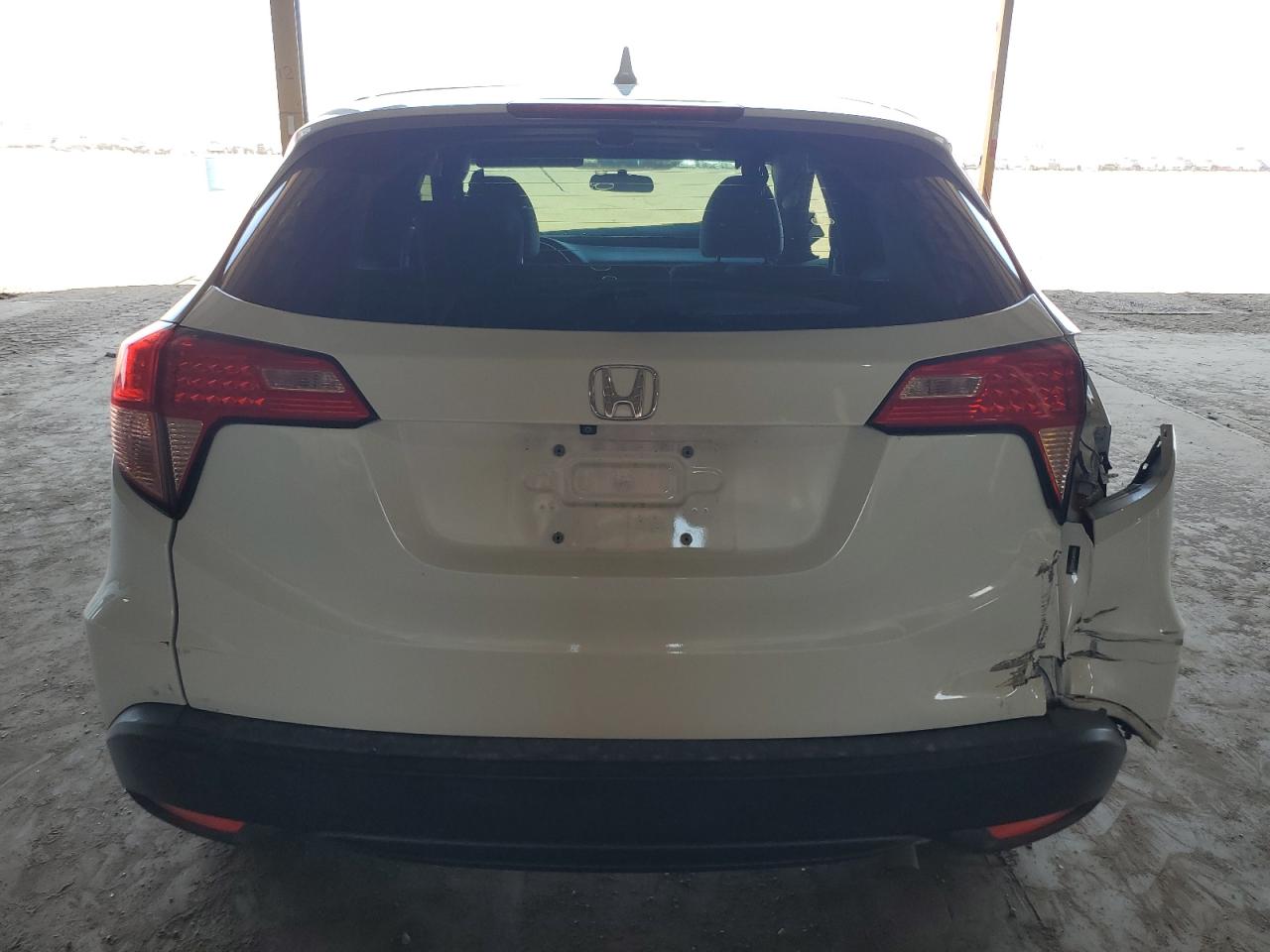 2018 Honda Hr-V Lx VIN: 3CZRU5H39JM700633 Lot: 63228884