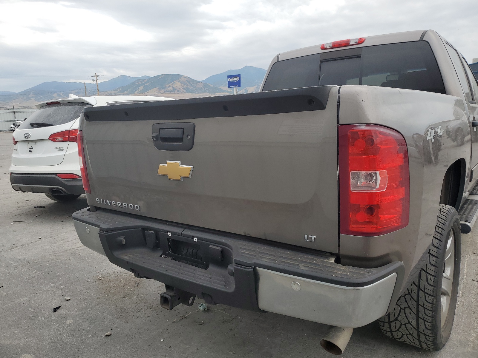 2013 Chevrolet Silverado K1500 Lt vin: 3GCUKSE21DG193665