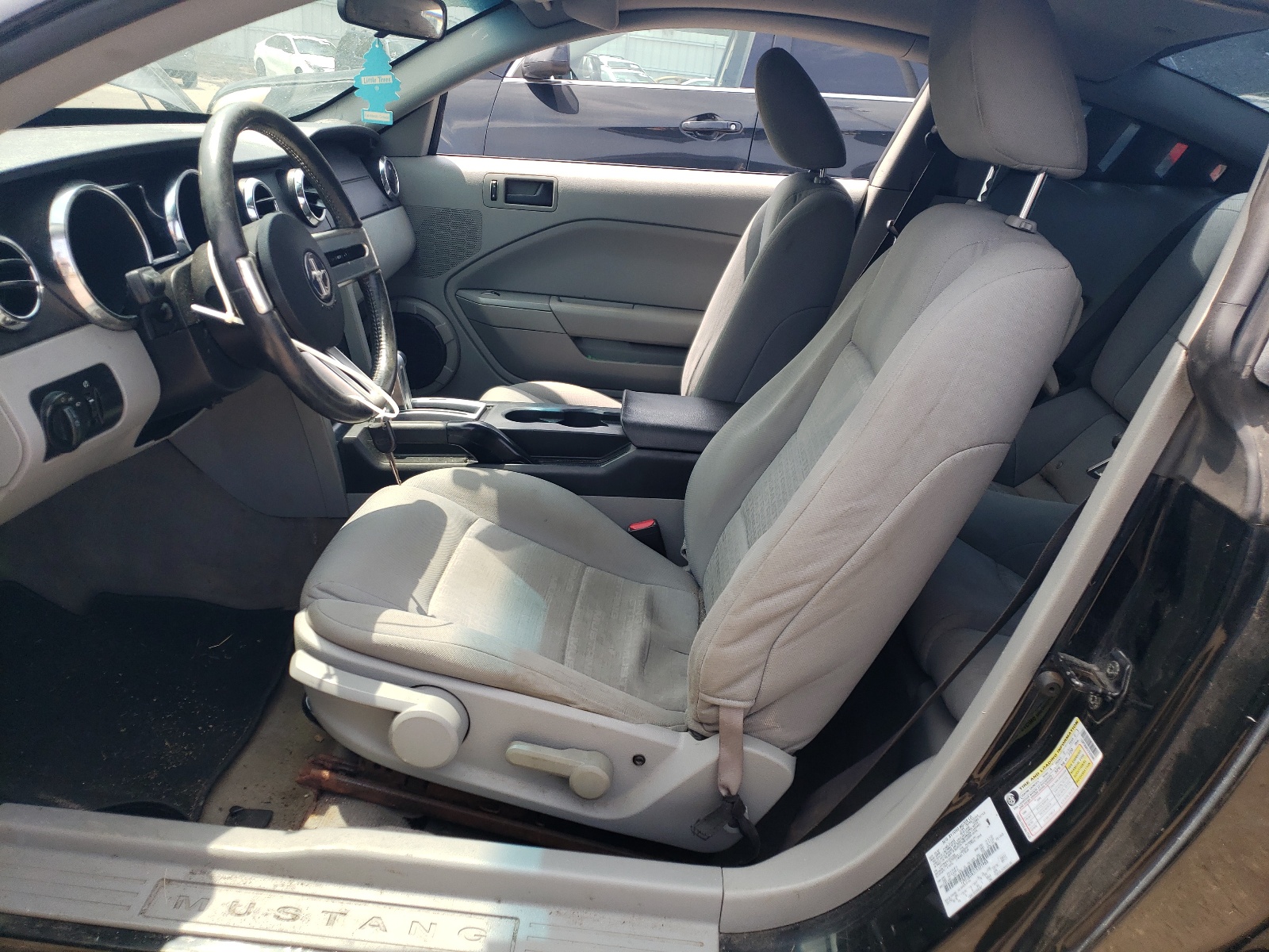 1ZVFT80N375325988 2007 Ford Mustang