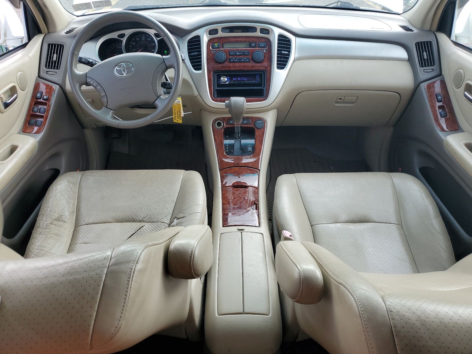 JTEEP21A050083663 2005 Toyota Highlander Limited