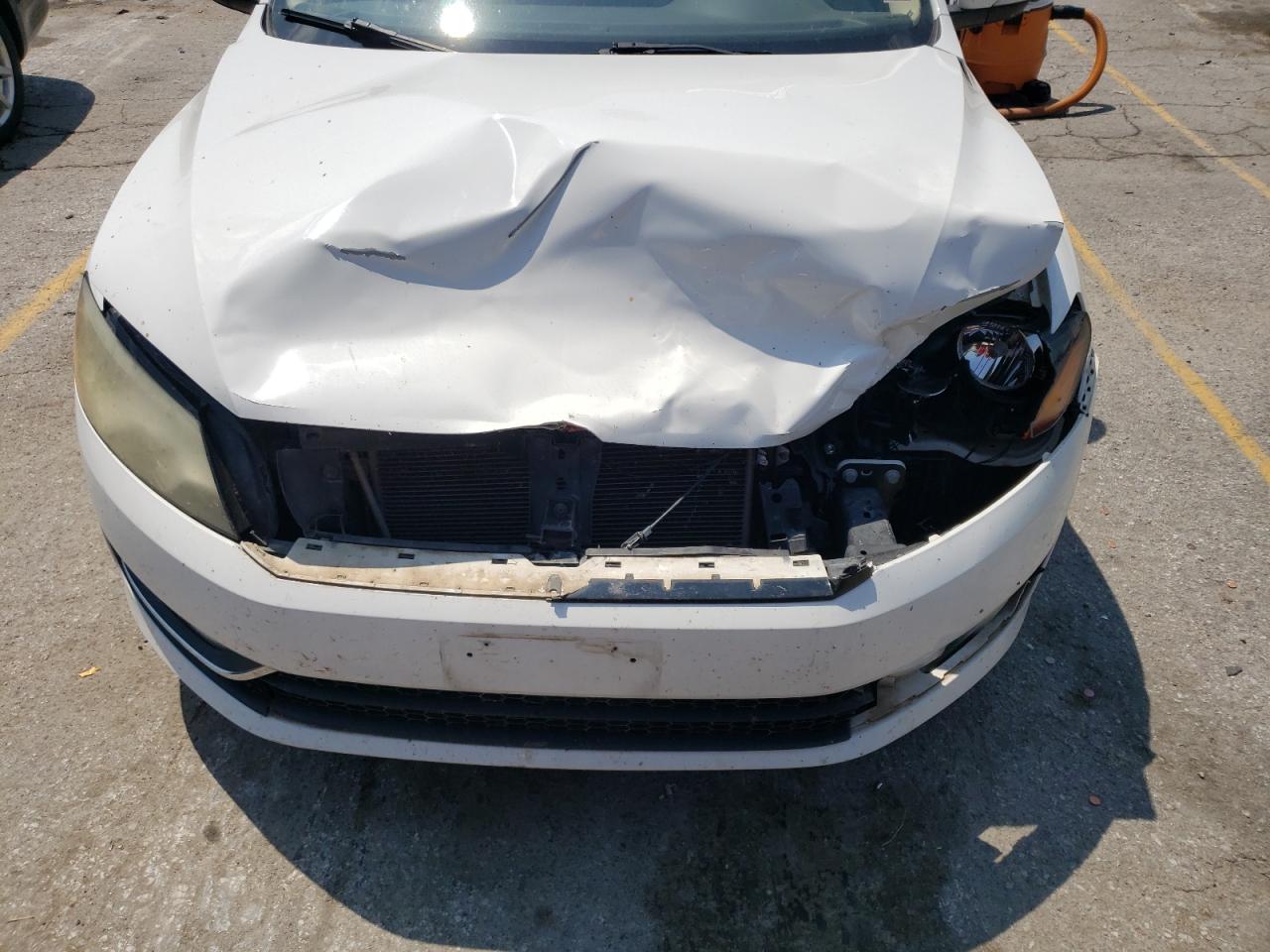 2013 Volkswagen Passat Sel VIN: 1VWCN7A39DC065849 Lot: 62420624