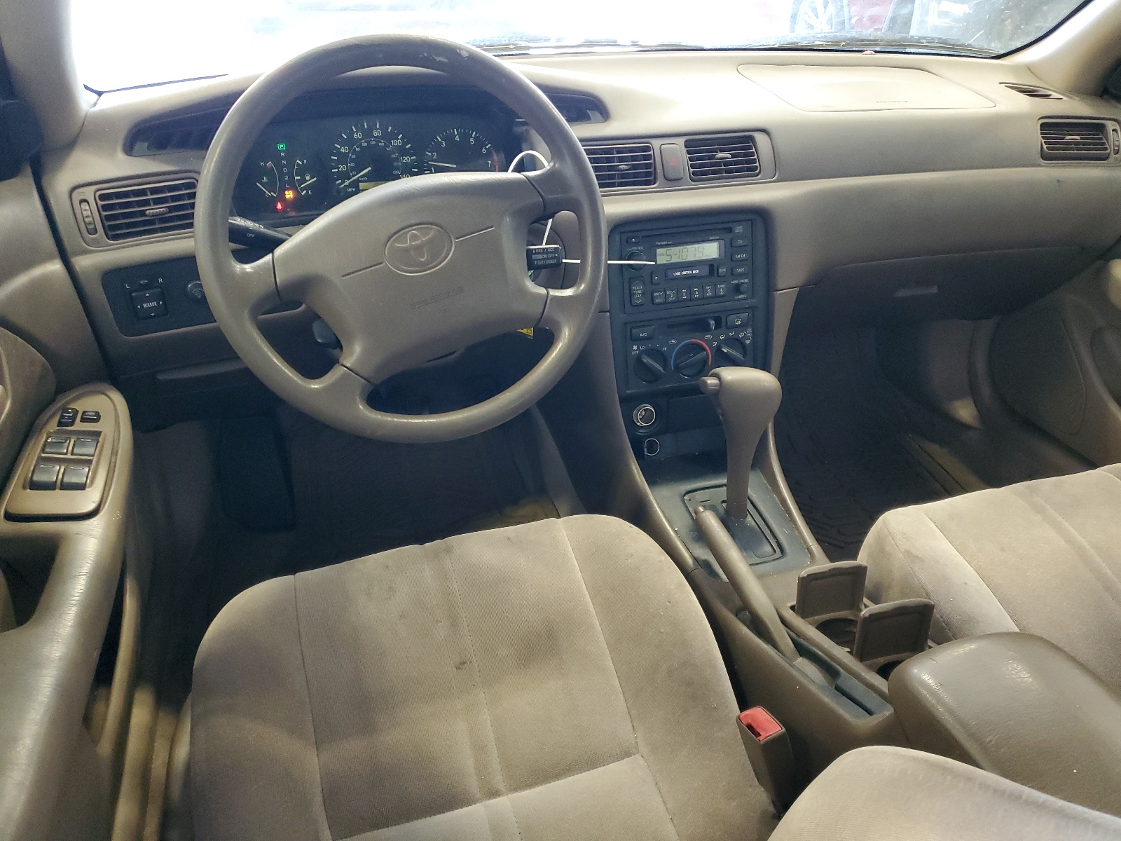 JT2BF22K8X0177707 1999 Toyota Camry Le