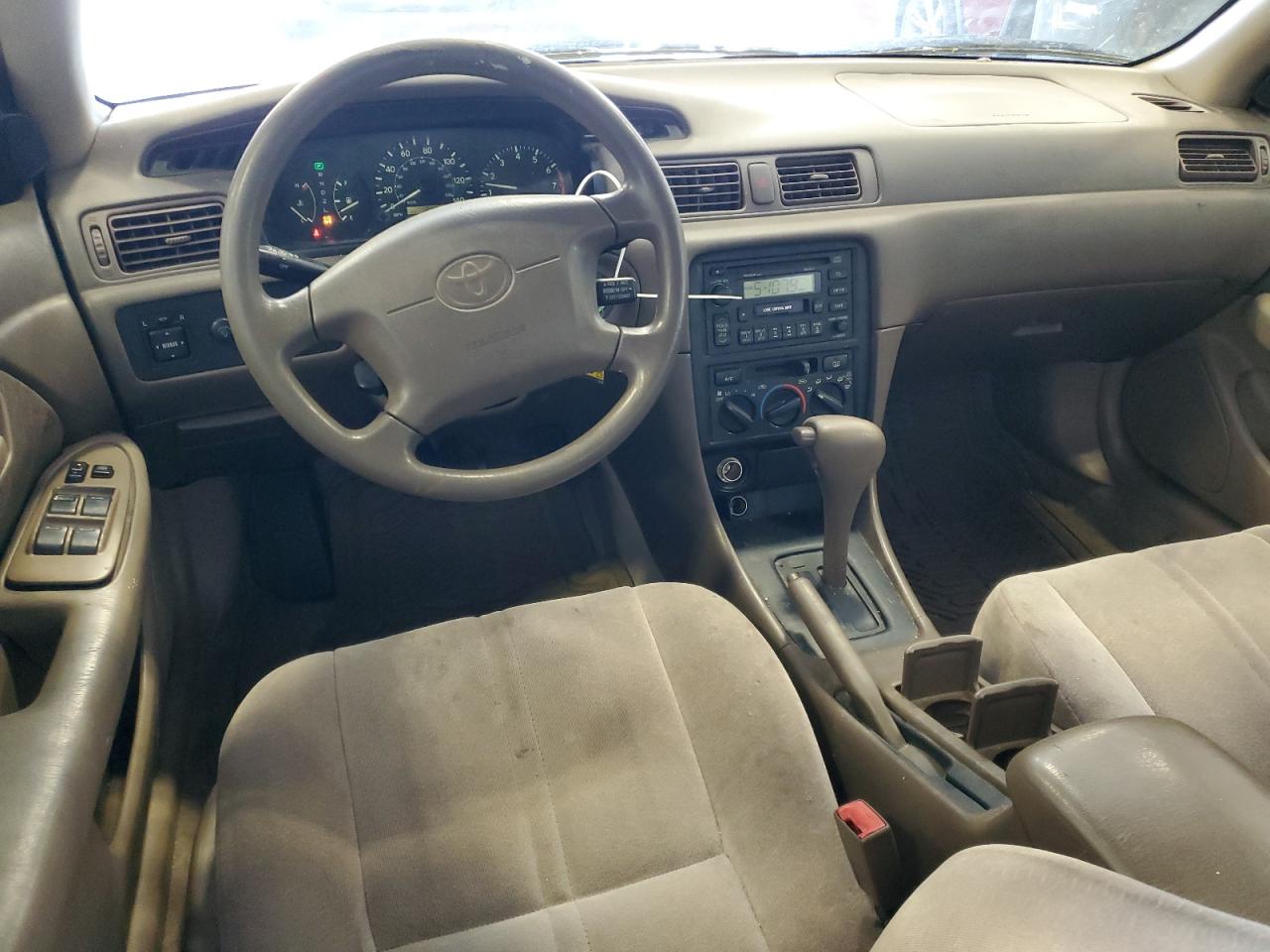 1999 Toyota Camry Le VIN: JT2BF22K8X0177707 Lot: 62920254