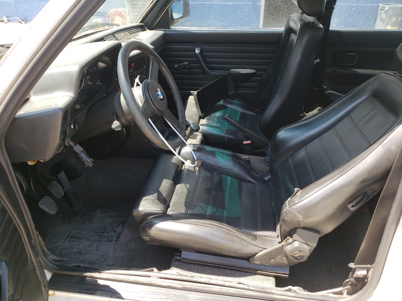 WBAAG3302B8023701 1981 BMW 320 I