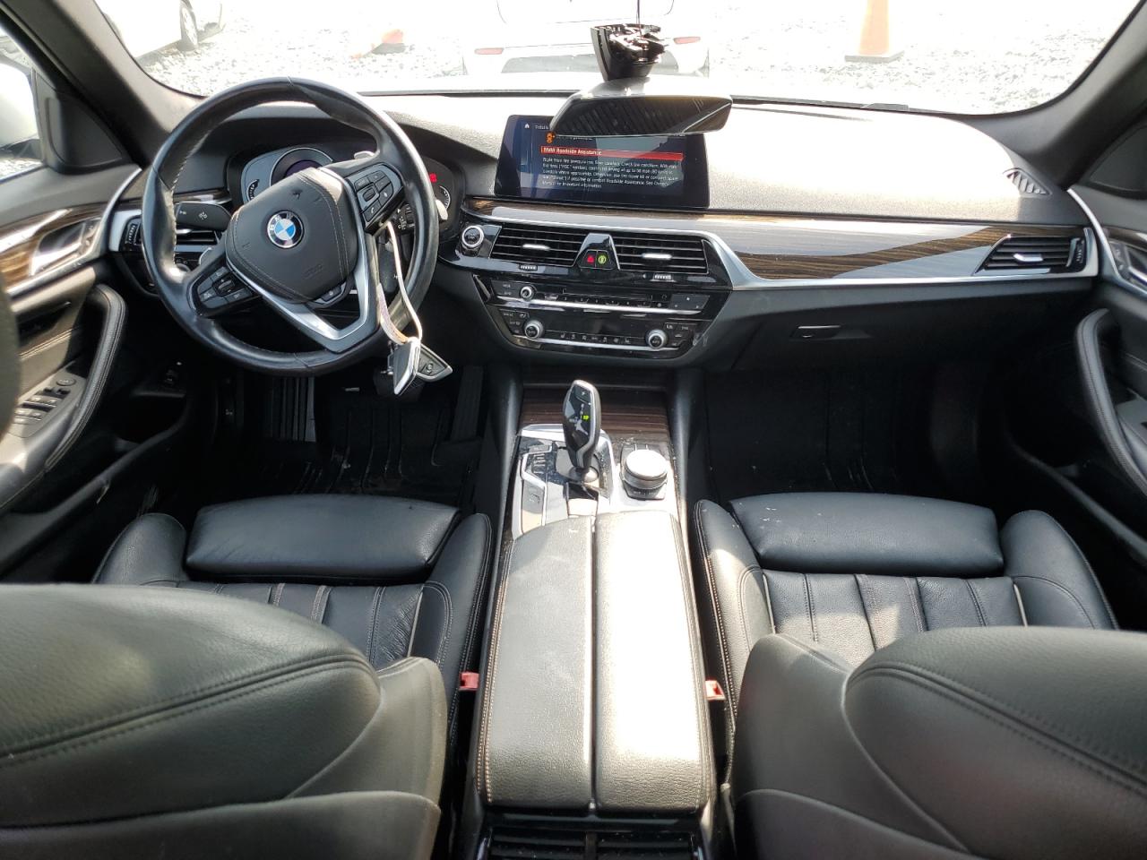 2019 BMW 530Xe VIN: WBAJB1C54KB376863 Lot: 62060384