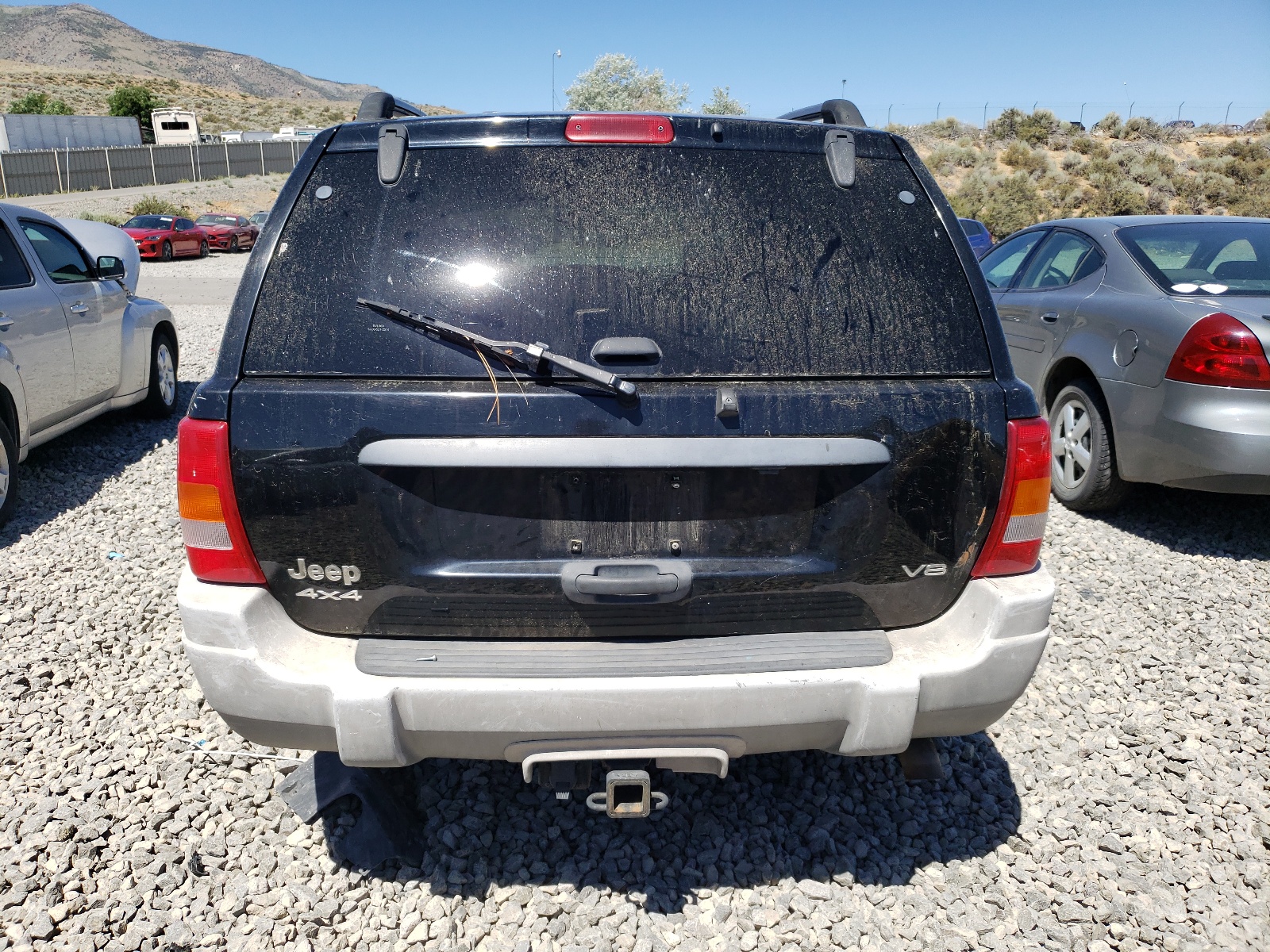 1J8GW48N12C253696 2002 Jeep Grand Cherokee Laredo