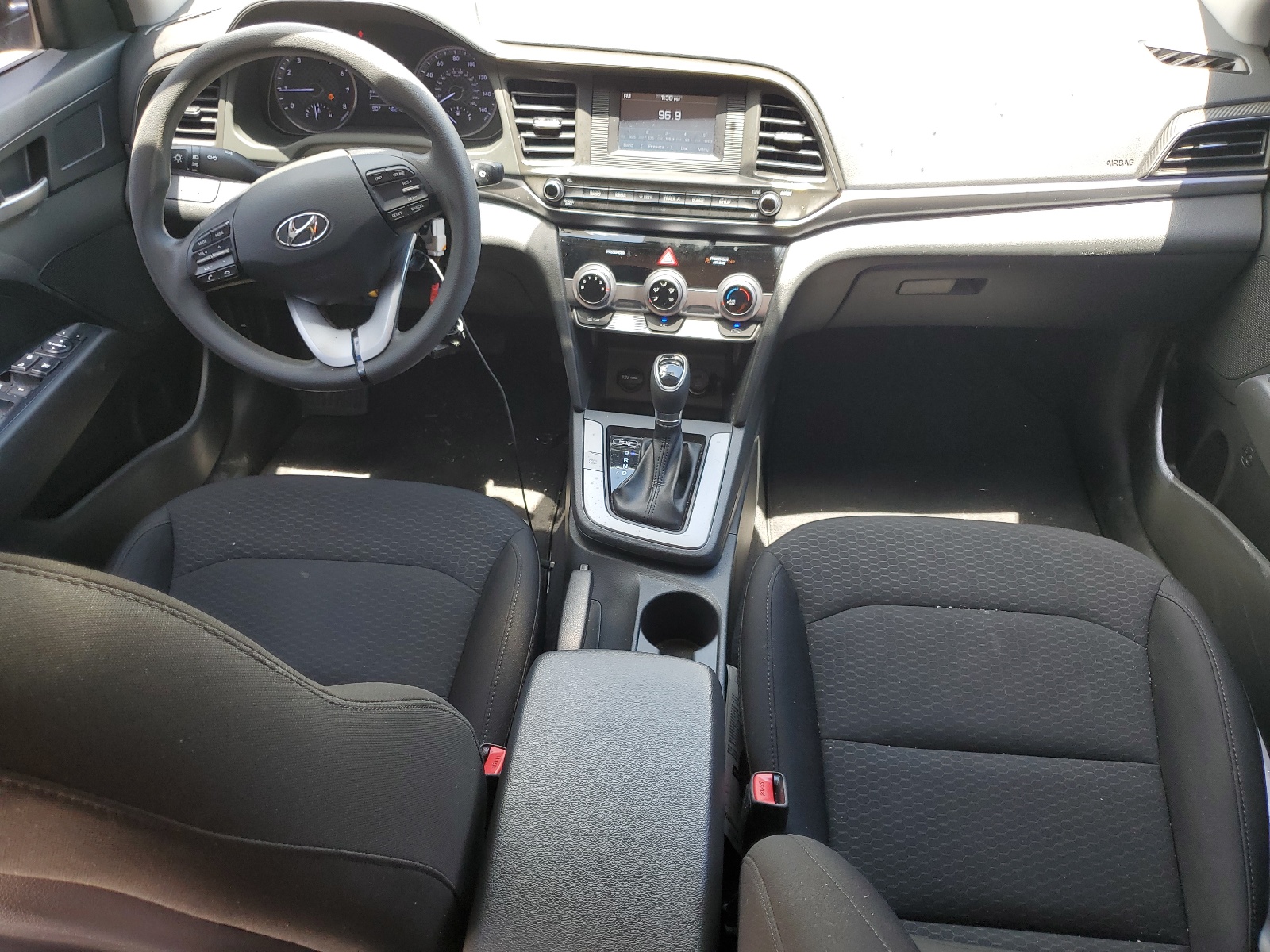 5NPD74LF4KH487813 2019 Hyundai Elantra Se