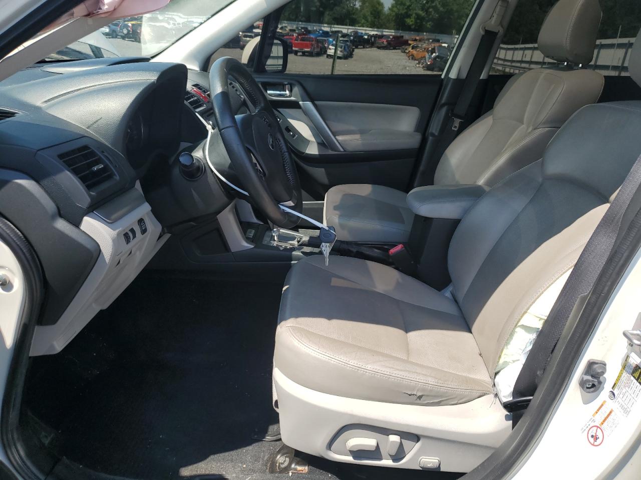 2015 Subaru Forester 2.5I Limited VIN: JF2SJAKC7FH581625 Lot: 60911214