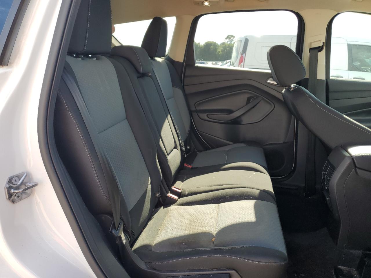 2017 Ford Escape Se VIN: 1FMCU0GD3HUC72990 Lot: 61937454