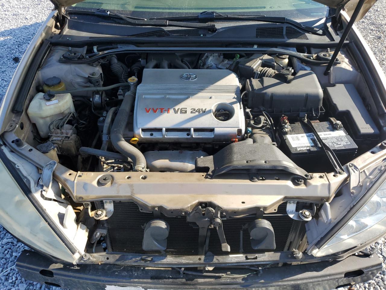 2005 Toyota Camry Le VIN: 4T1BF32K25U608881 Lot: 63408944