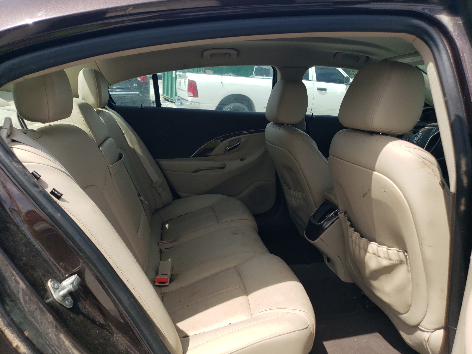 1G4GB5GR3FF233415 2015 Buick Lacrosse