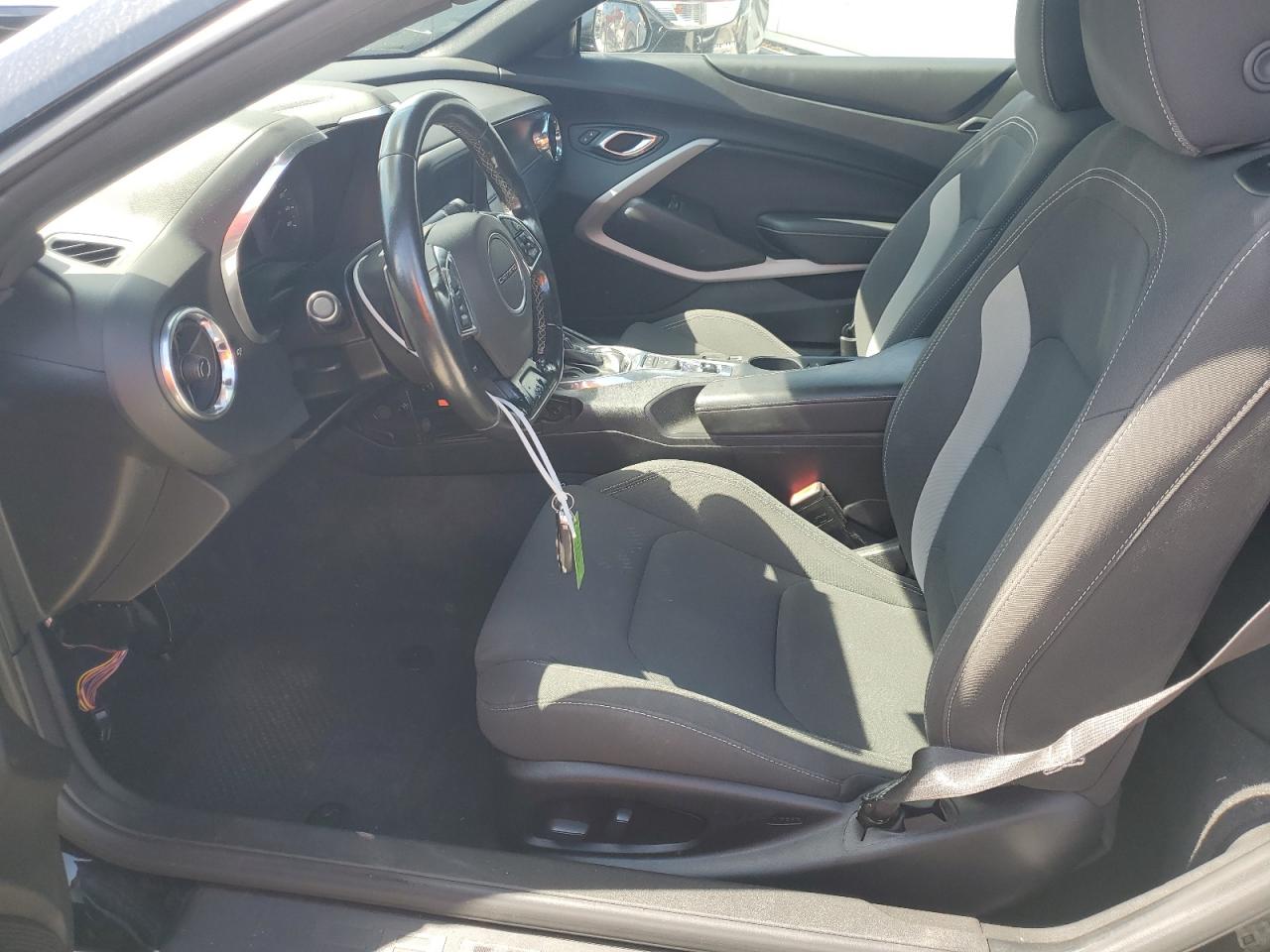 2018 Chevrolet Camaro Lt VIN: 1G1FB1RX4J0152044 Lot: 63180874