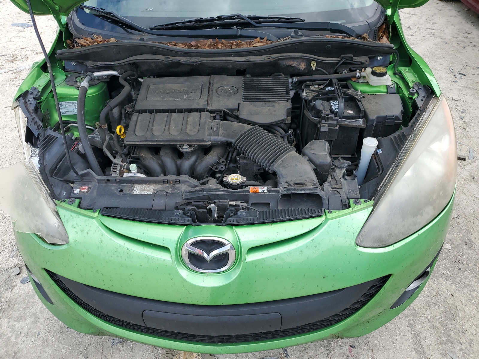 JM1DE1HY8B0130131 2011 Mazda Mazda2