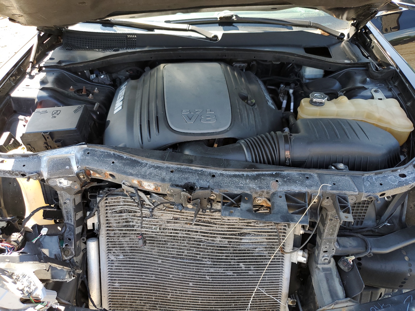 2C3CCAKT6DH541528 2013 Chrysler 300C