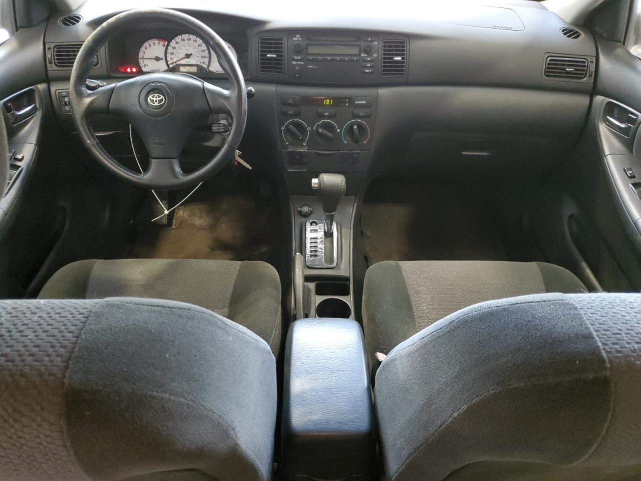 2004 Toyota Corolla Ce VIN: 1NXBR32E84Z282570 Lot: 64721804