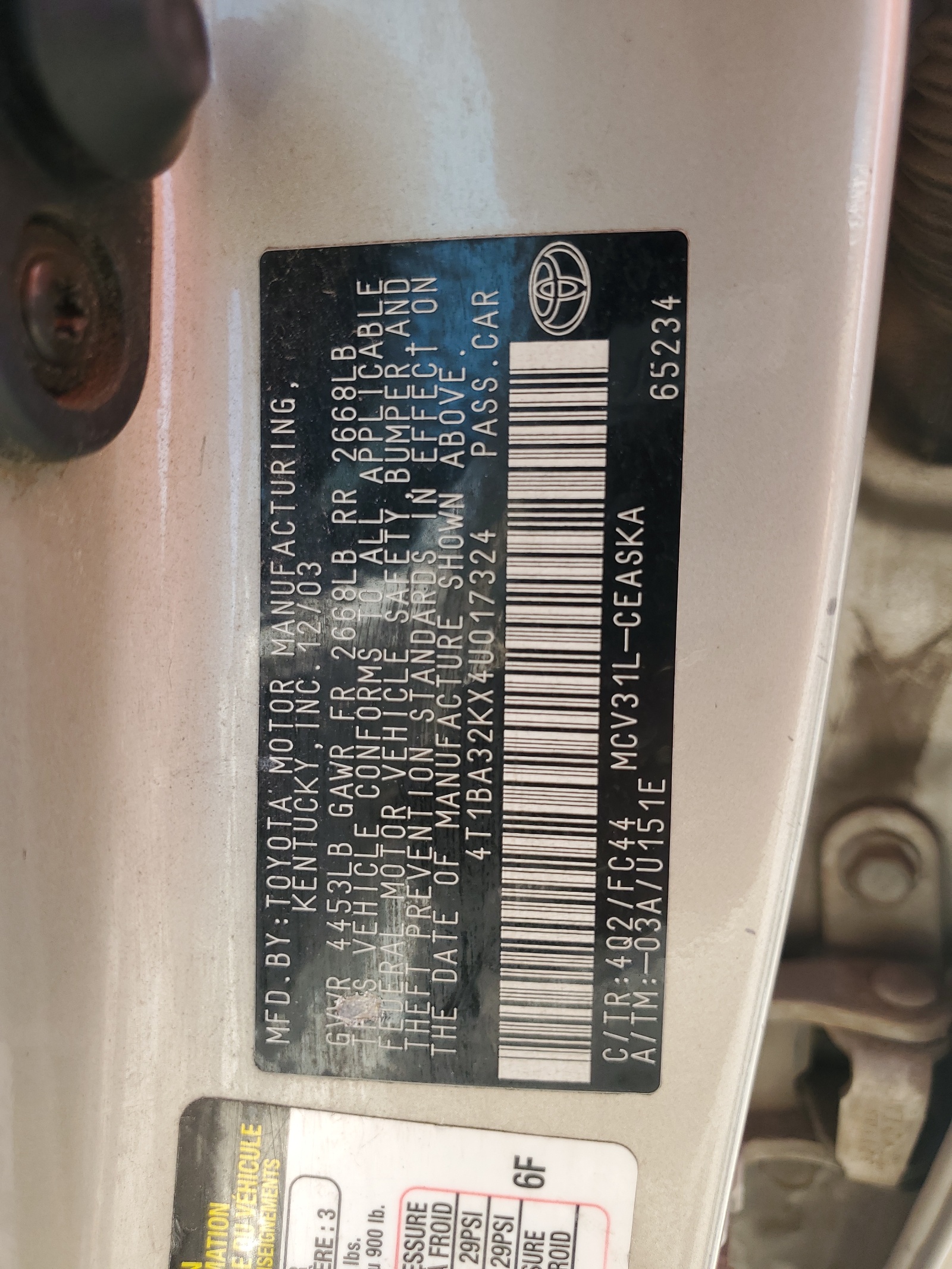 4T1BA32KX4U017324 2004 Toyota Camry Se