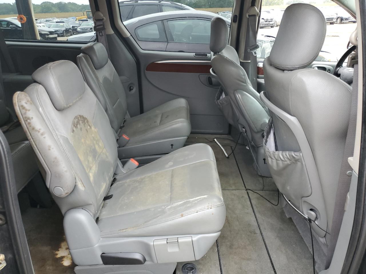 2007 Chrysler Town & Country Limited VIN: 2A8GP64L77R123563 Lot: 64450844