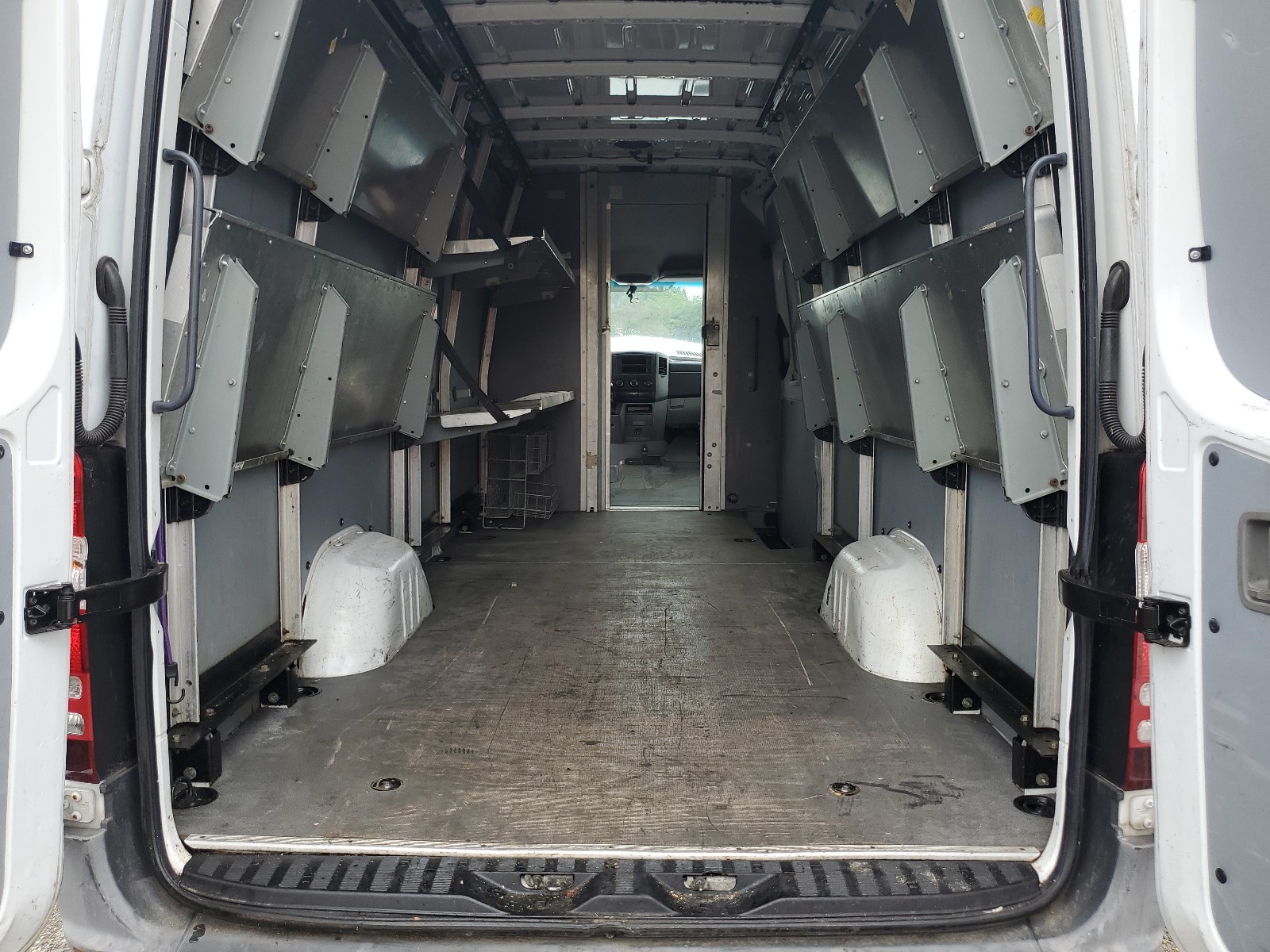 WD3PE8DE9E5895691 2014 Mercedes-Benz Sprinter 2500