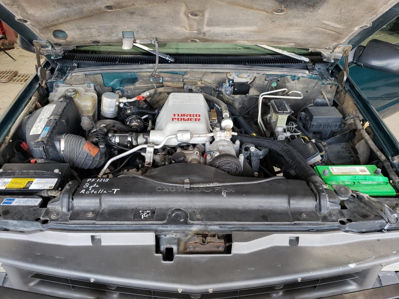 1996 Chevrolet Gmt-400 K1500 VIN: 1GCEK14S2TZ190255 Lot: 63316344