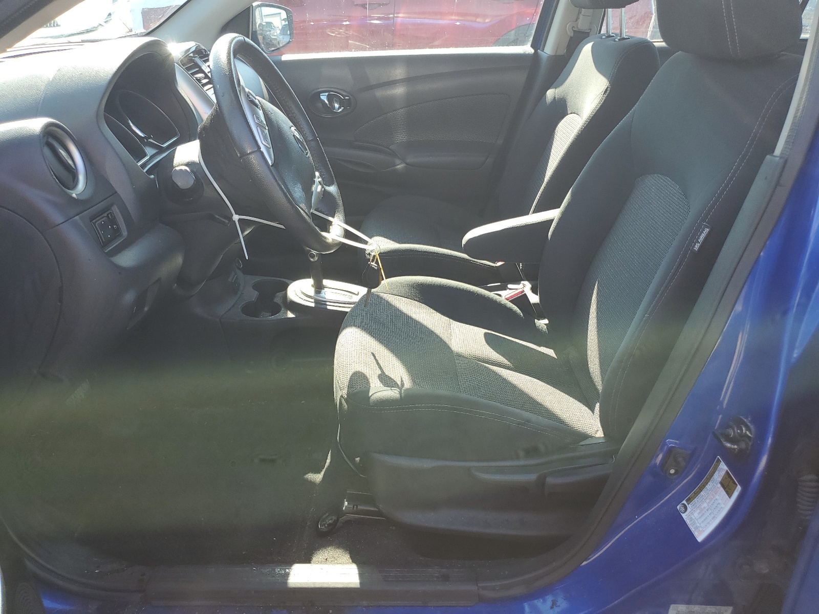 3N1CN7APXHL807923 2017 Nissan Versa S