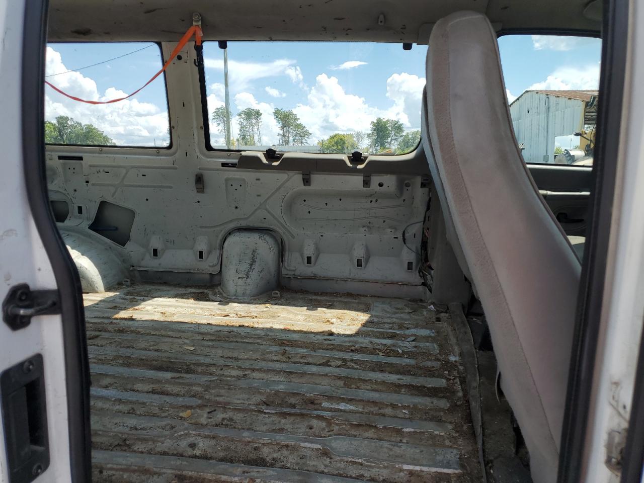 1998 Ford Econoline E350 Super Duty VIN: 1FBSS31L7WHB79729 Lot: 62088424