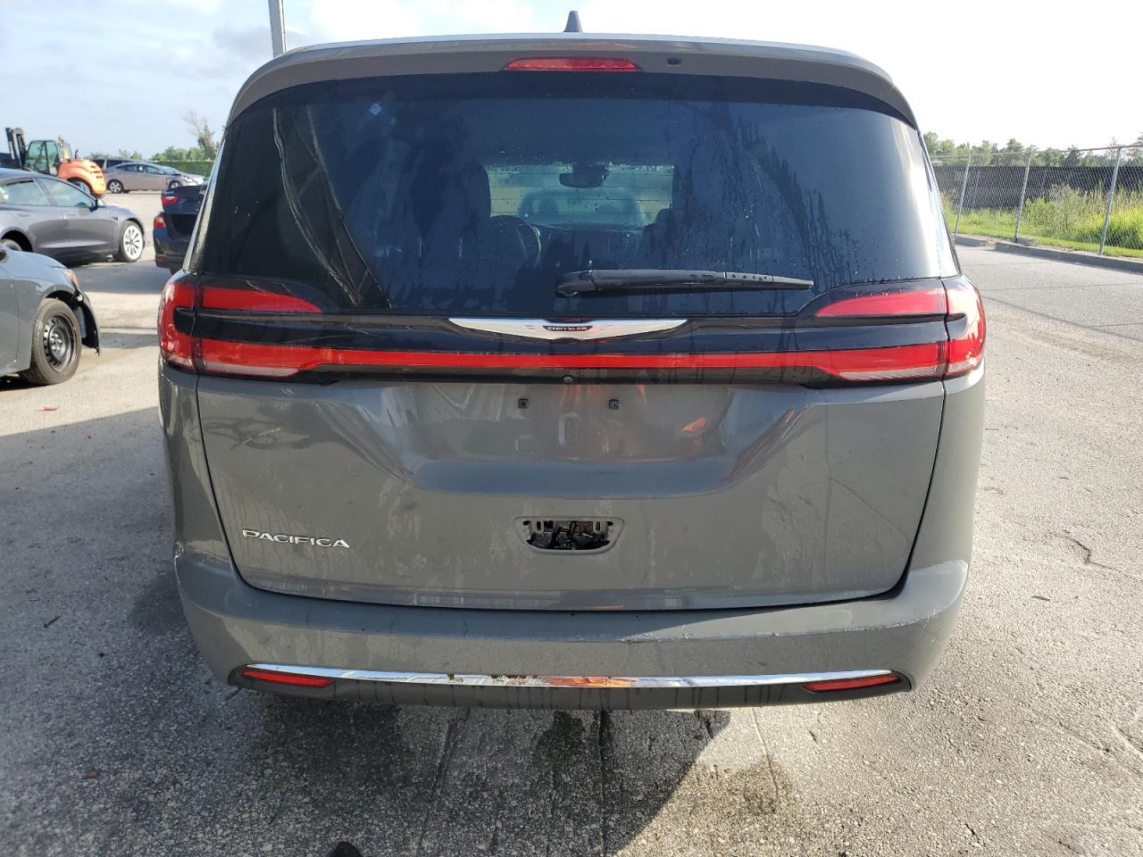 2022 Chrysler Pacifica Touring L VIN: 2C4RC1BG5NR186257 Lot: 64659184