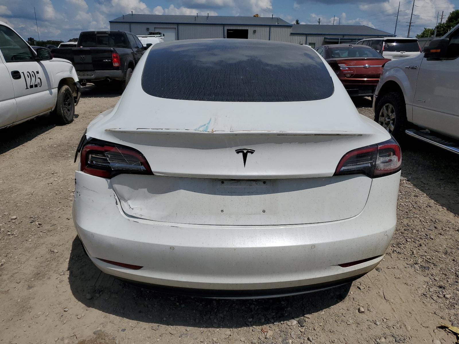 5YJ3E1EB8JF066927 2018 Tesla Model 3