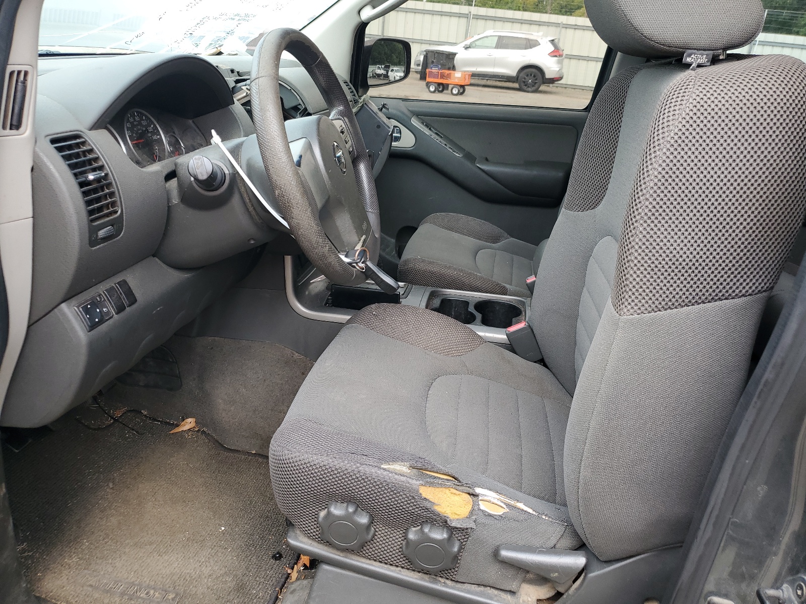 5N1AR18U26C622769 2006 Nissan Pathfinder Le