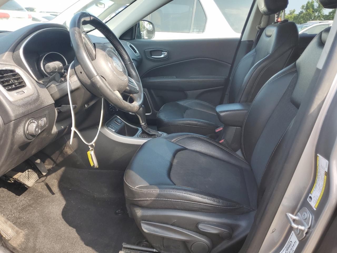 2019 Jeep Compass Latitude VIN: 3C4NJCBB6KT699692 Lot: 61856434