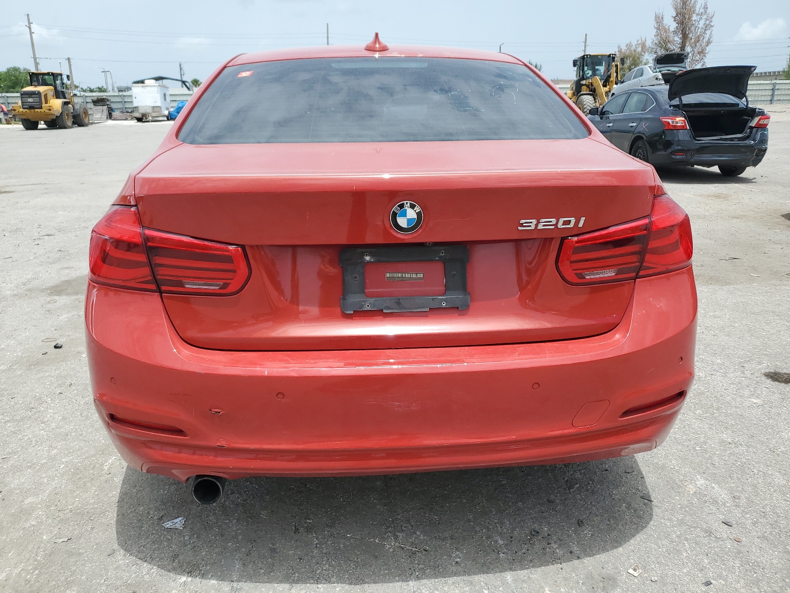 WBA8E1G38HNU15931 2017 BMW 320 I