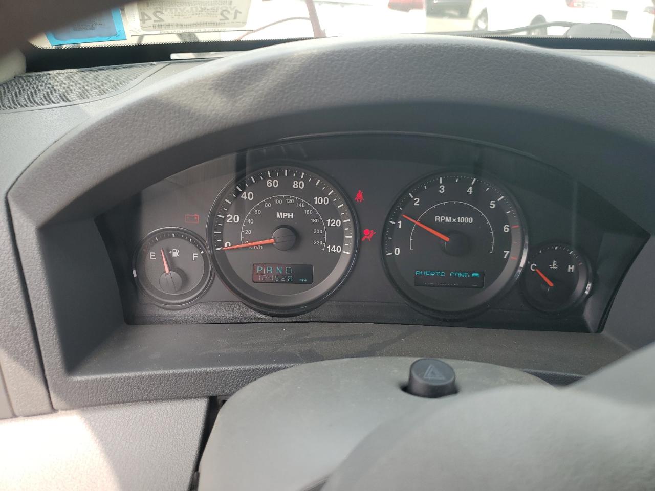 2005 Jeep Grand Cherokee Laredo VIN: 1J4GR48K05C608540 Lot: 63400064