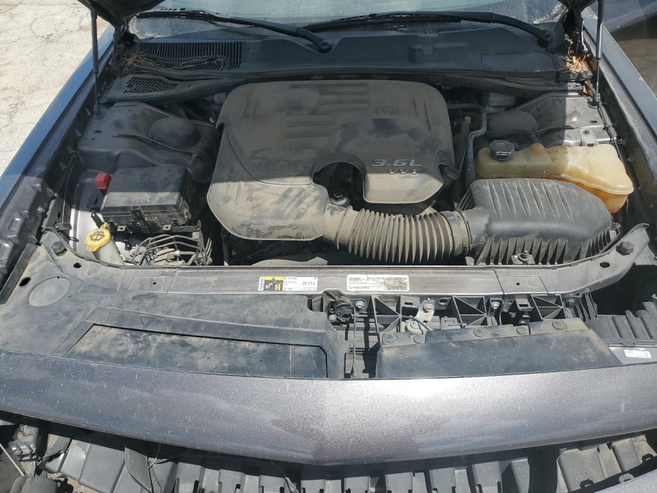 2C3CDZAG2FH739817 2015 Dodge Challenger Sxt