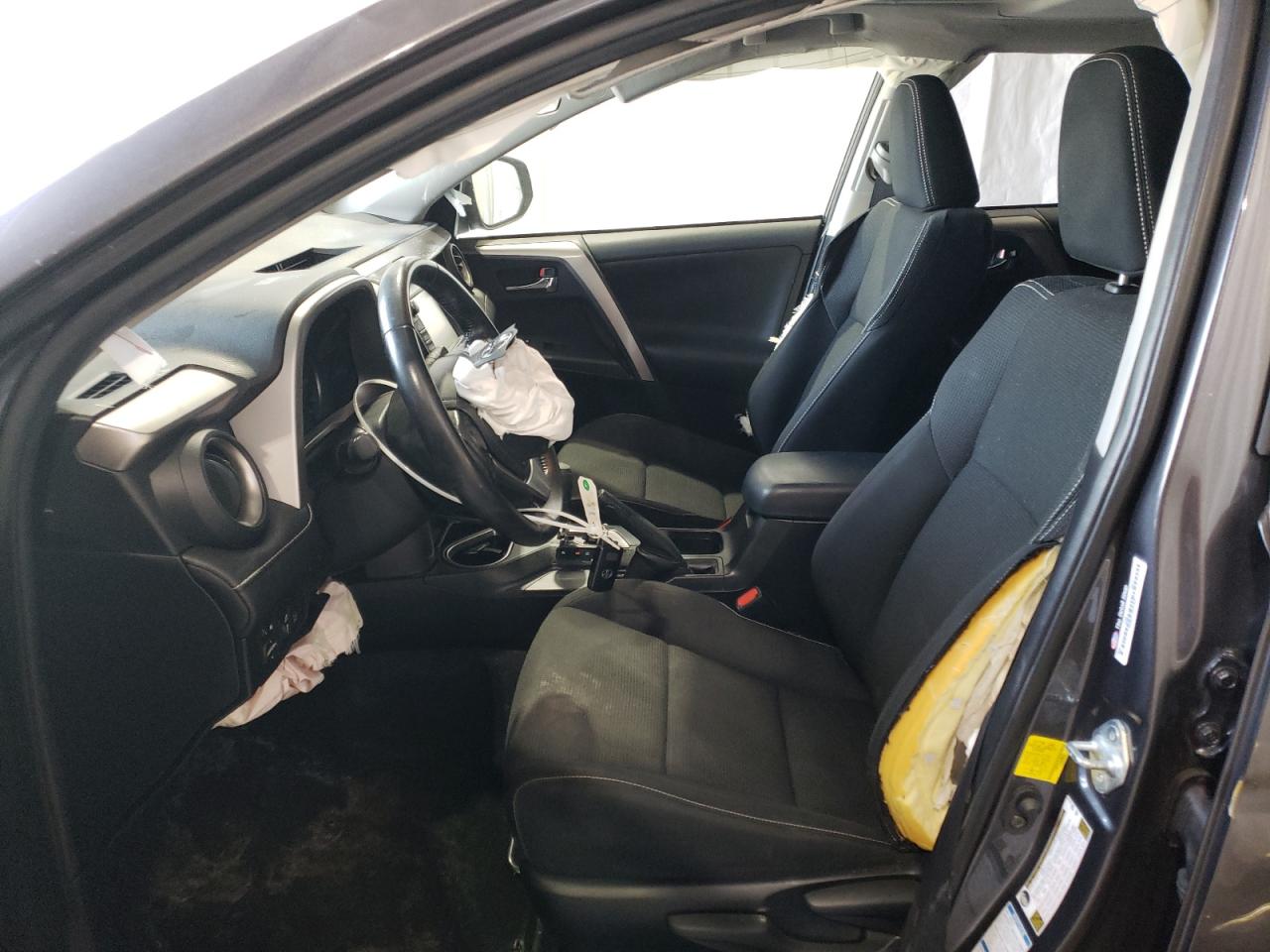 2017 Toyota Rav4 Xle VIN: JTMRFREV8HJ104918 Lot: 64856714