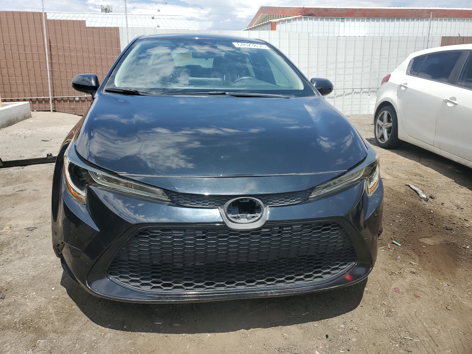 2021 Toyota Corolla Le vin: JTDEPMAE2MJ126055