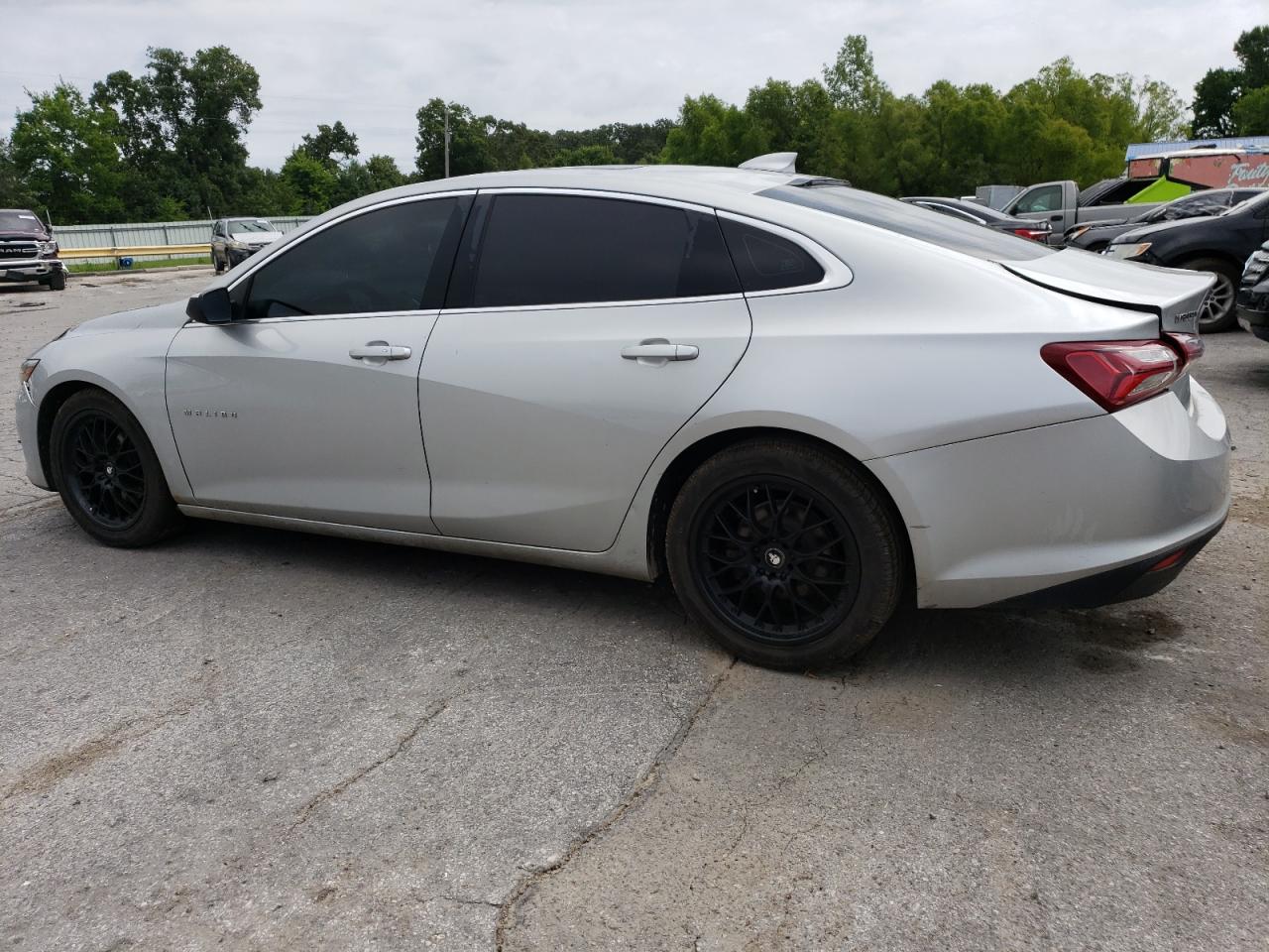 1G1ZD5STXKF174635 2019 CHEVROLET MALIBU - Image 2