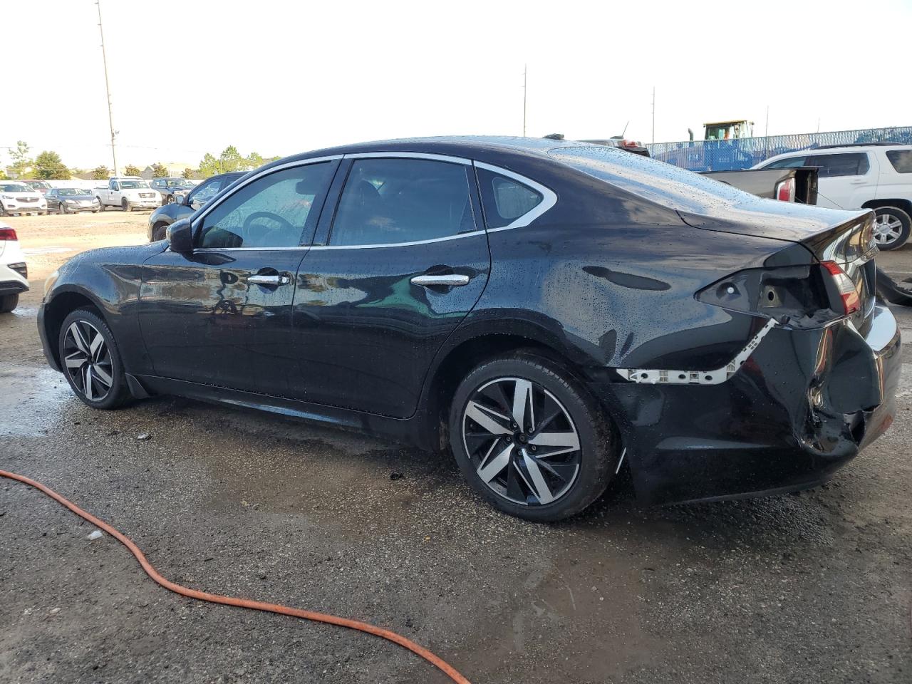 2011 Infiniti M37 X VIN: JN1BY1AR2BM374709 Lot: 62899554