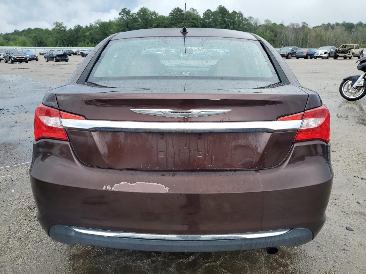 2013 Chrysler 200 Touring VIN: 1C3CCBBB8DN700280 Lot: 62877064