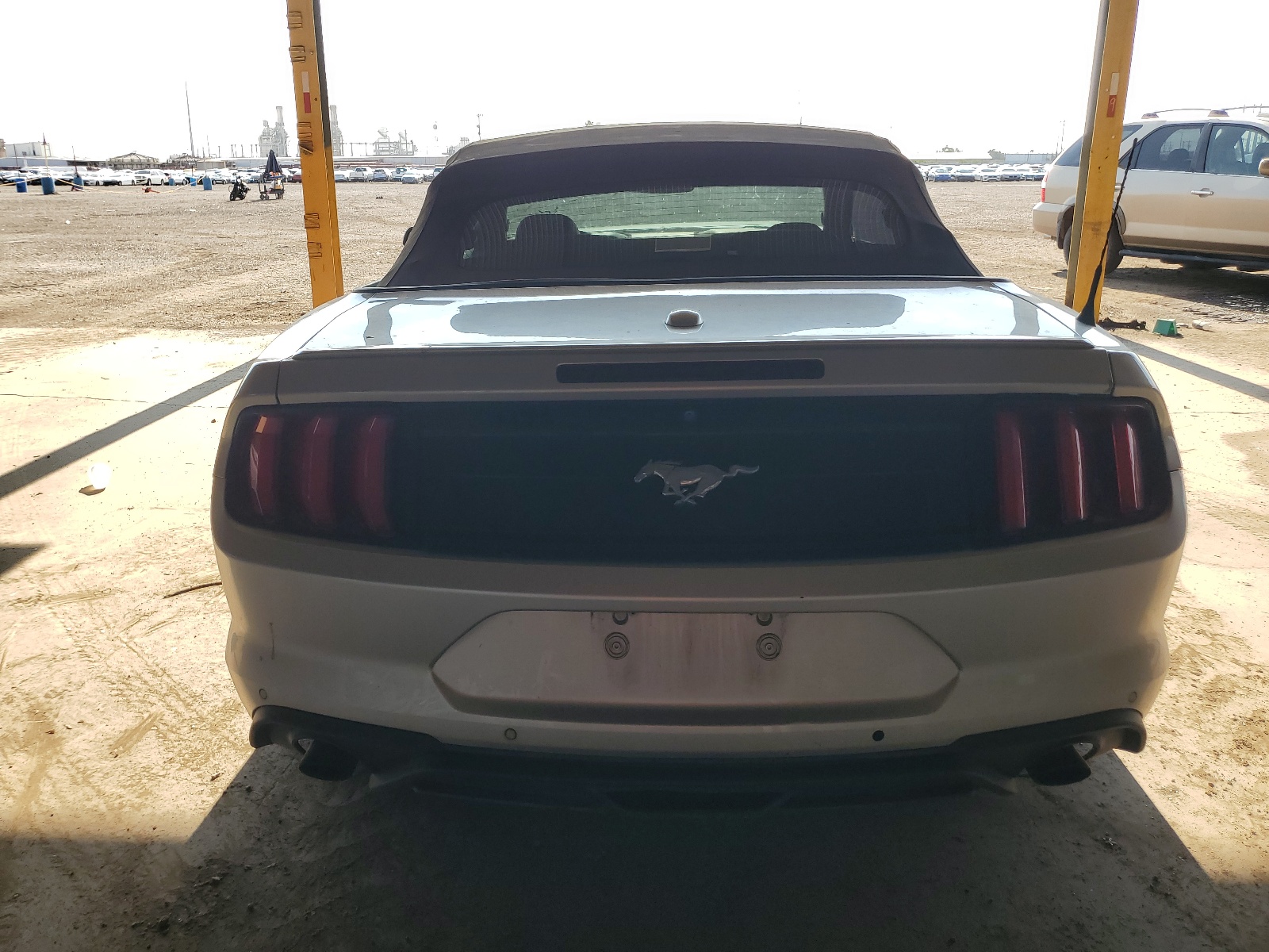 1FATP8UH4J5132499 2018 Ford Mustang