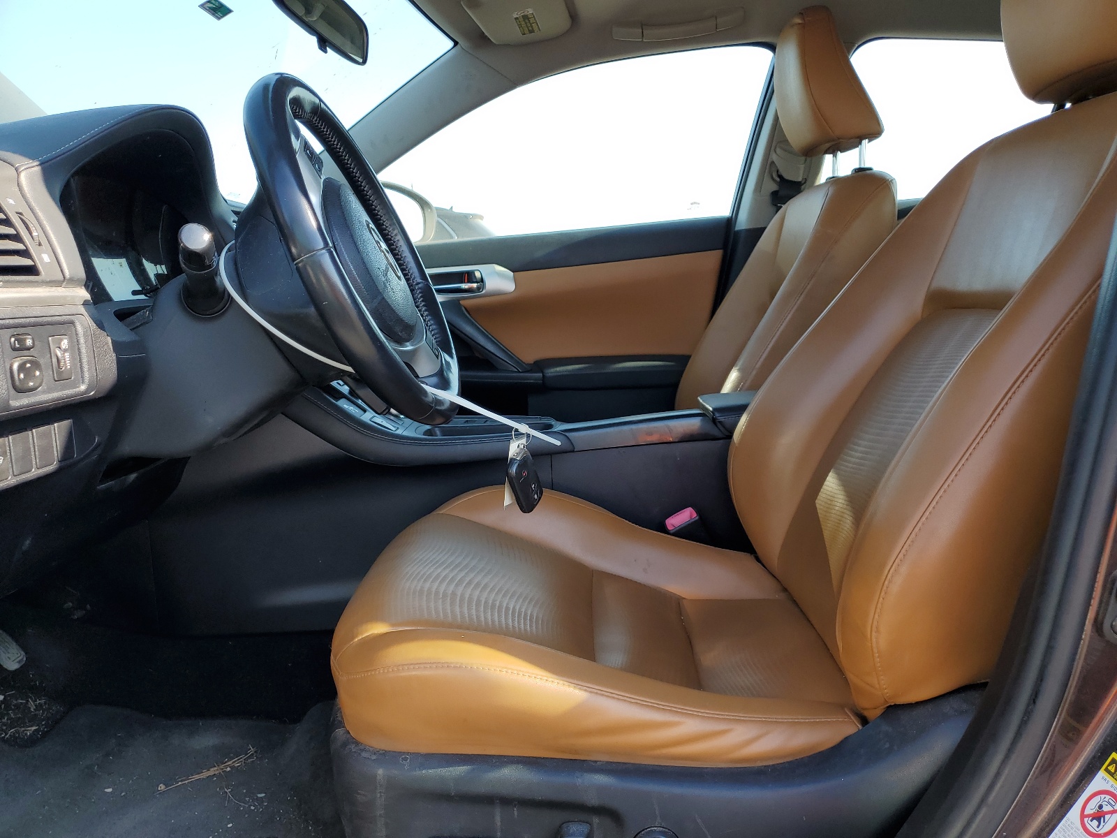 JTHKD5BH3B2019743 2011 Lexus Ct 200