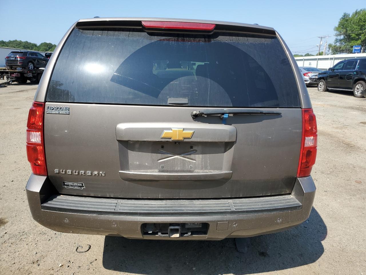 1GNSCJE07DR104489 2013 Chevrolet Suburban C1500 Lt