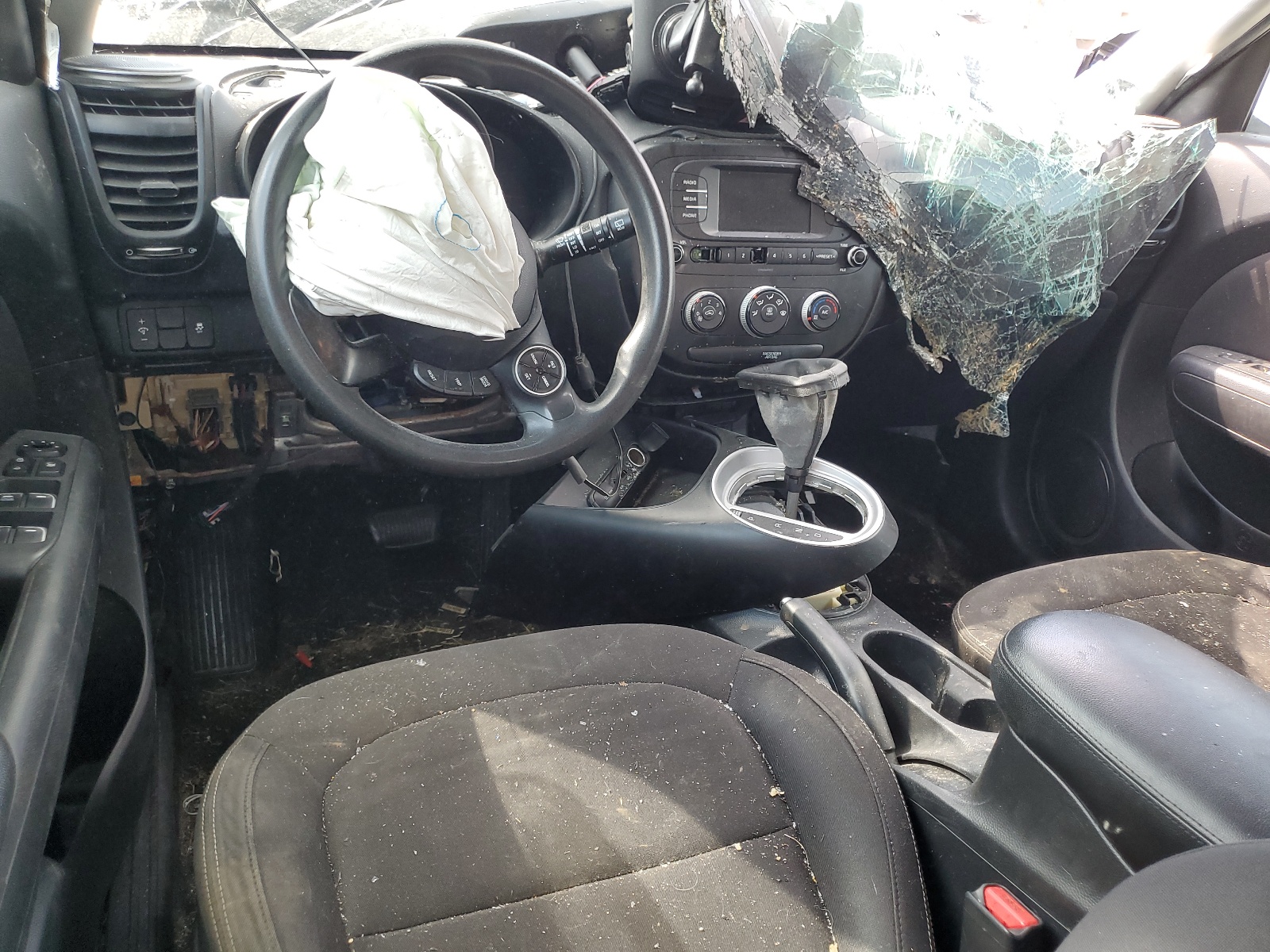 KNDJN2A23H7495363 2017 Kia Soul