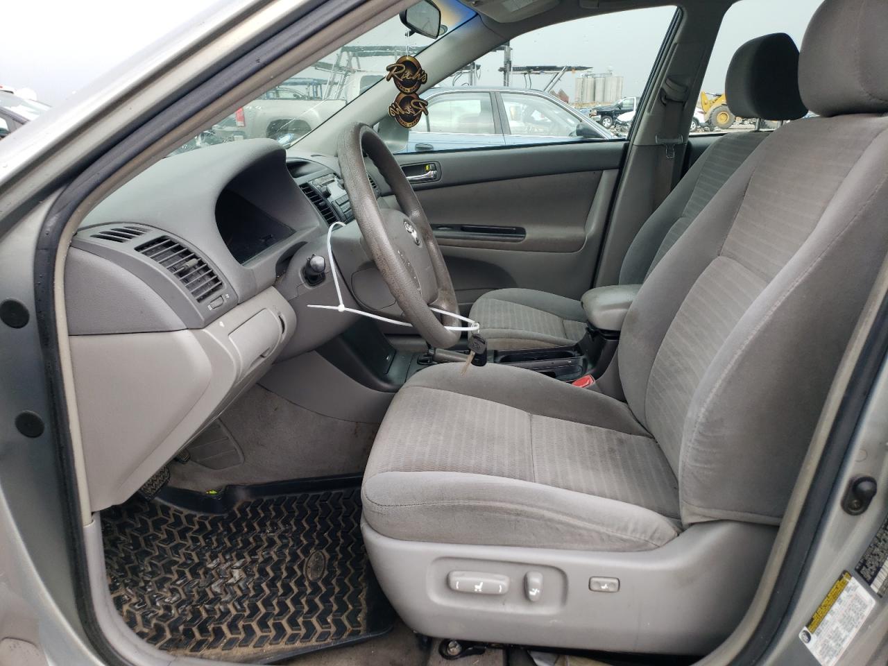 2005 Toyota Camry Le VIN: 4T1BE32K25U639213 Lot: 63602784