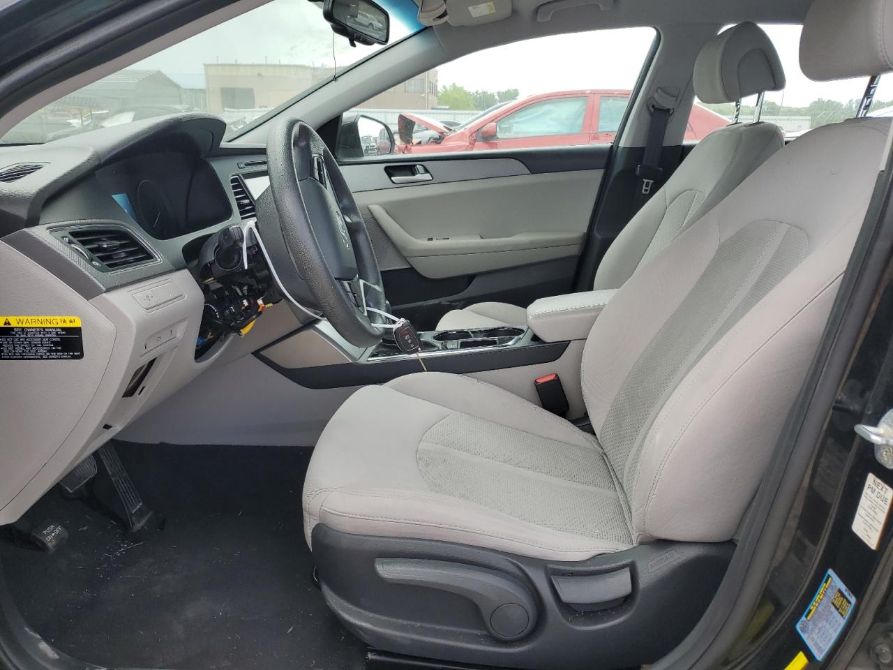 2016 Hyundai Sonata - Image 7